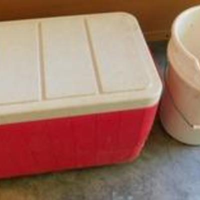 Coleman Ice Chest & Paint Buckets (2 ea)