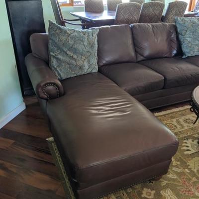 SOLD!! Leather sectional with chaise
6 ft
excellent condition
$595