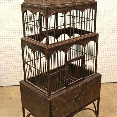 Lot: 615 - Decorative 4 part metal birdcage with 1 drawer

Decorative 4 part metal birdcage with 1 drawer
