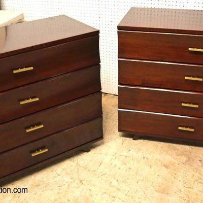 Lot: 607 - PAIR of Mid Century modern mahogany 4 drawer

PAIR of Mid Century modern mahogany 4 drawer bachelor chests
