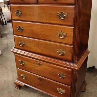 Lot: 592 - American Drew Furniture cherry 7 drawer bracket

American Drew Furniture cherry 7 drawer bracket foot high chest
