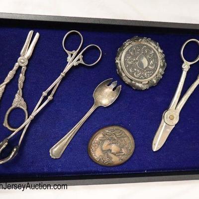 Lot: 514 - Lot of 7 pieces including 2 vintage

Lot of 7 pieces including 2 vintage scissors, change purse, Welsbach advertisement,...