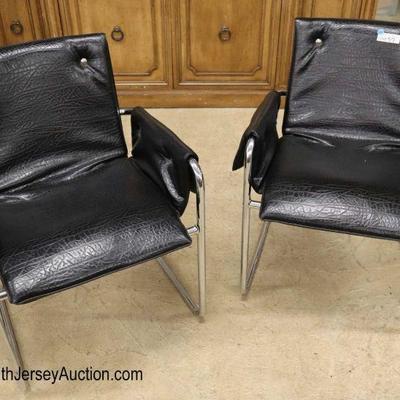 Lot: 440 - Pair of Mid Century Modern chrome tubular and

Pair of Mid Century Modern chrome tubular and leather style modern chairs

