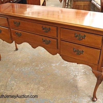 Lot: 597 - SOLID mahogany queen anne shell carved 6 drawer

SOLID mahogany queen anne shell carved 6 drawer buffet

