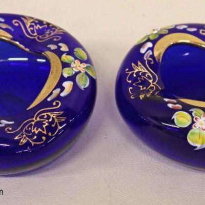 Lot: 524 - Pair of Mosser style cobalt blue hand painted

Pair of Mosser style cobalt blue hand painted ashtrays by A&A original...