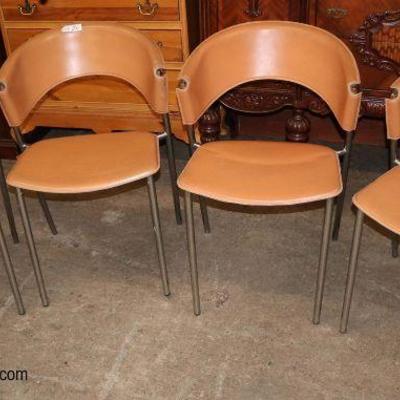 Lot: 672 - Set of 4 VINTAGE leather and chrome Calligaris

Set of 4 VINTAGE leather and chrome Calligaris Italian dining room chairs
