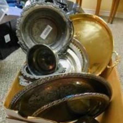 Silver Serving Lot