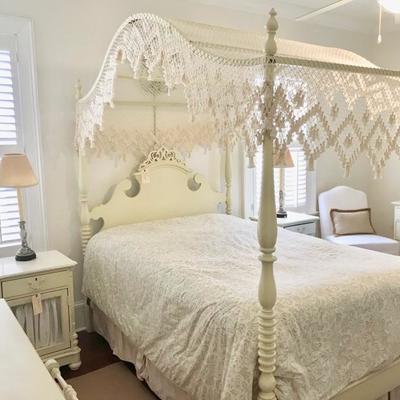 Lexington Furniture Betsy Cameron Collection canopy double bed with Posturpedic boxspring and mattress and crocheted canopy $895