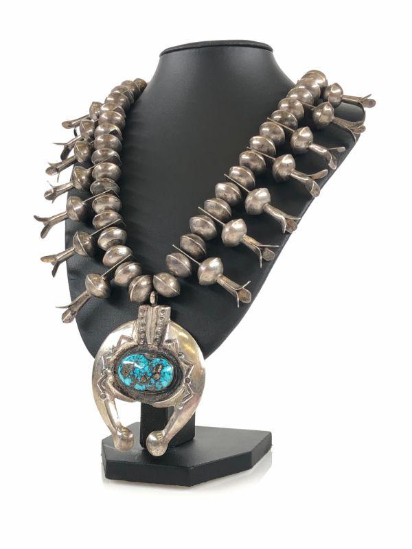 Museum Modernistic Navajo gecko Gold Native American Jewelry Silver Necklace Museum Modernistic Navajo gecko Gold Native American Jewelry Silver Necklace