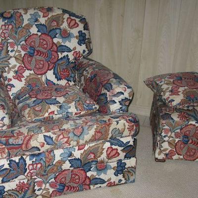 FLOWER CHAIR AND OTTOMAN   
BUY IT NOW $ 55.00
