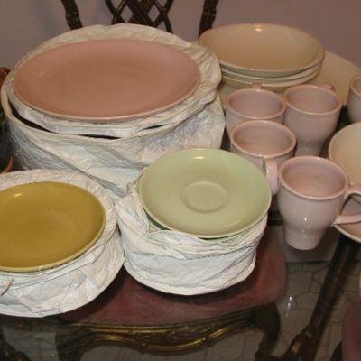 Russel Wright dish set pieces