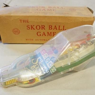 1026	MARY SKOR BALL GAME IN BOX
