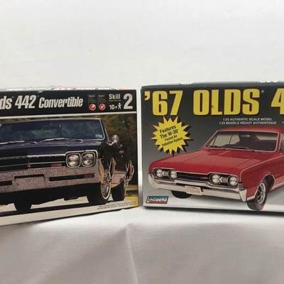 Two Olds 442 Model Kits