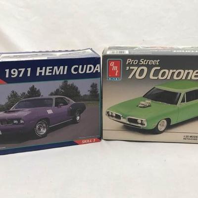1971 Hemi Cuda and 70 Coronet Super Bee Model Kits