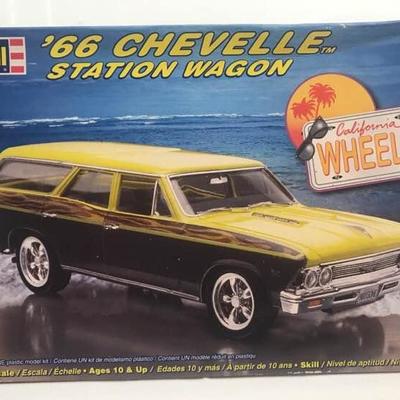 Revell 66 Chevelle Station Wagon Model Kit