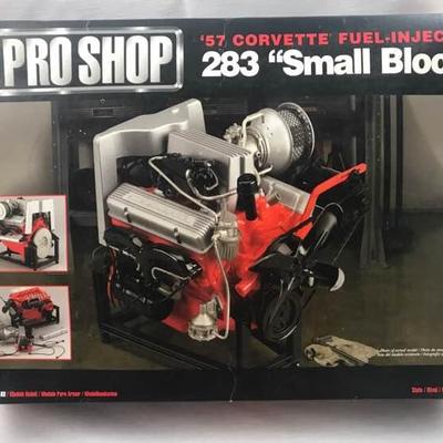1/6 scale AMT Model Kit 283 Small Block