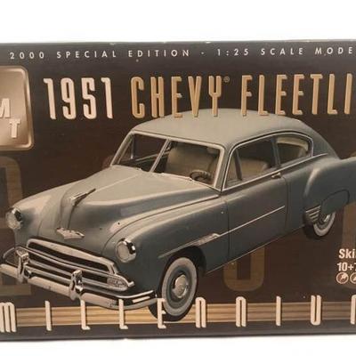 AMT 1951 Chevy Fleetline Model Kit