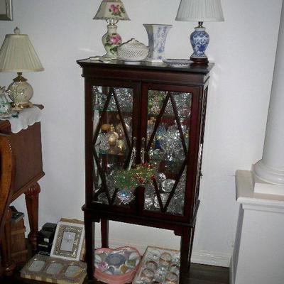 2nd Small Curio Cabinet, Collection of Crystal items.