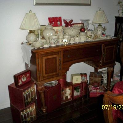 Sideboard, Collection of Lenox items.
