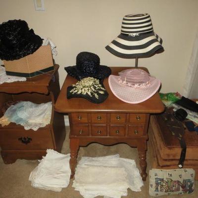 Vintage Ladies Hats 
