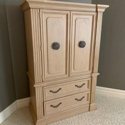 Stanley Furniture Breakfront