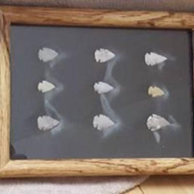 9 Bird Point arrowheads in 5 x 7 frame