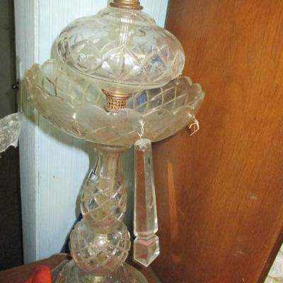 Many Vintage Lamps To Choose From  