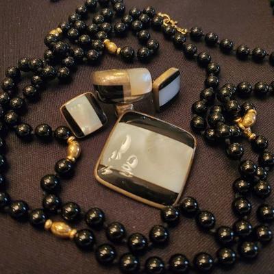 Onyx and 14k gold bead necklace