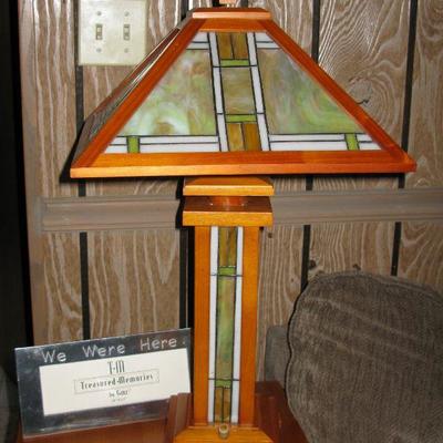 MISSION STYLE TABLE LAMP   BUY IT NOW $ 95.00