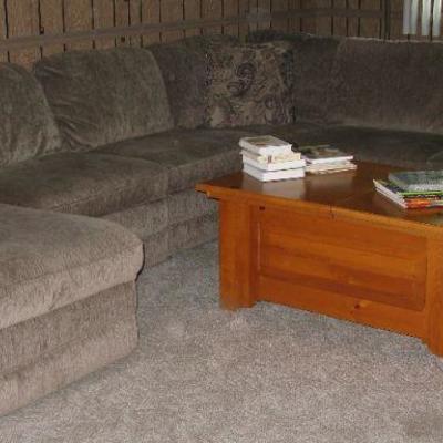 LAZY BOY SECTIONAL    BUY IT NOW  $345.00