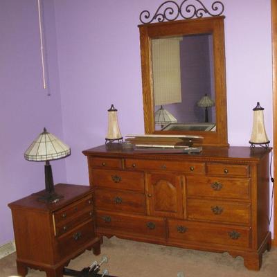 LEXINGTON FURNITURE    king size bedroom set 
dresser with mirror     BUY IT NOW  $ 325.00