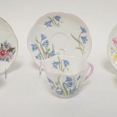 1092	GROUP OF SHELLEY CUPS & SAUCERS & PLATES

