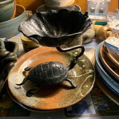 The Minogame Turtle bronze ikebana