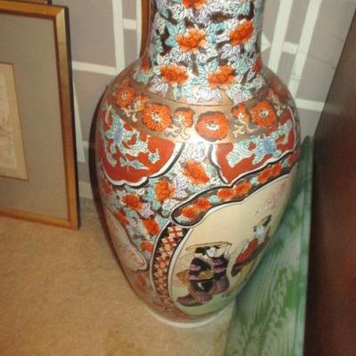 Asian Large Vases & Urns  