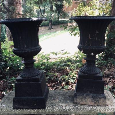 Cast Iron Garden Urn