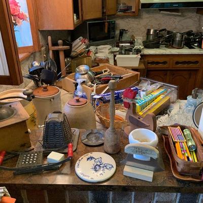 Estate sale photo