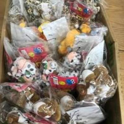16 dozen assorted stuffed animal keychains