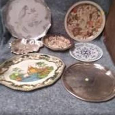 Lot of Vintage Platters
