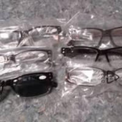Lot of 6 Pairs of Reading Glasses +2.5 and +3.0