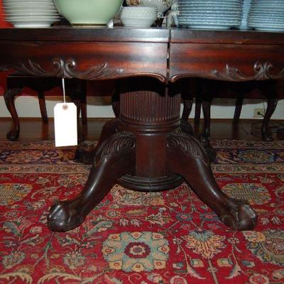 Center pedestal dining table