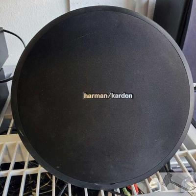 1050	

Harman/Kardon Onyx Studio Speaker
Harman/Kardon Onyx Studio Speaker