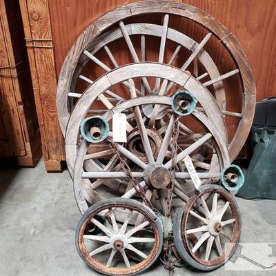 3106	

Old Wagon Wheels, & Wagon Wheel Table Light
Old Wagon Wheels, Approximately 12