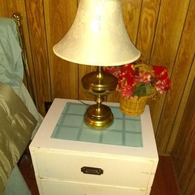 white end table $30.00