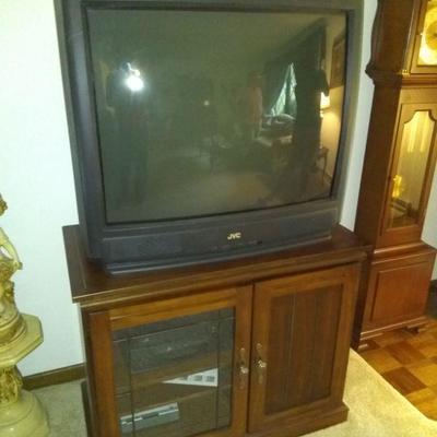 TV stand and tv $20.00