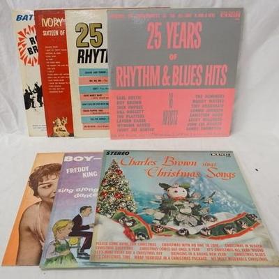 1152	LOT OF SEVEN R & B ALBUMS ON KING RECORD LABEL; 25 YEARS OF RHYTHM & BLUES HITS ( KING 725 & 749), CHARLES BROWN SINGS CHRISTMAS...