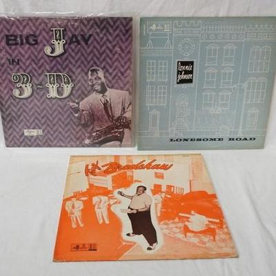 1192	LOT OF THREE BREATH-TAKING HELP ME GET UP JIM ALBUMS ON KING & FEDERAL RECORD LABELS; LONNIE JOHNSON LONESOME ROAD, BIG J IN 3-D &...