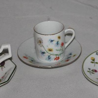 Demitasse Cups & Saucers:  Johnson Bros. â€œFresh Fruitâ€ c. 1991-2014, Lefton Floral and Studio Nova â€œEnglish Gardenâ€ c.1999