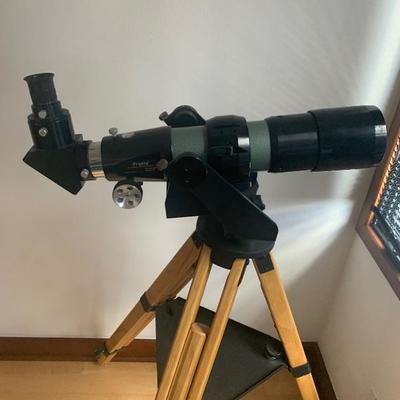 Televue telescope w/tripod $600