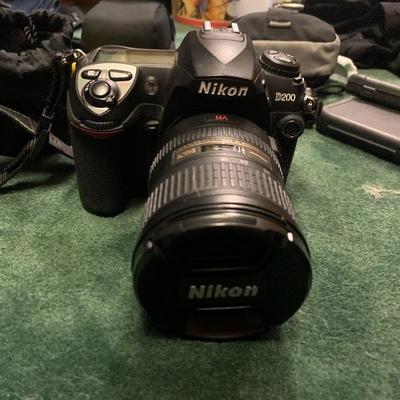 Nikon D200 camera $250