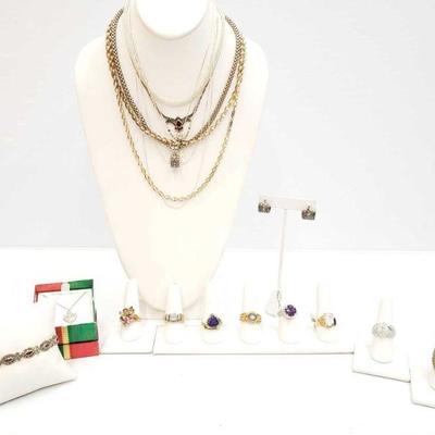704	

Sterling Silver Rings, Necklaces, Earrings, And A Bracelet
Weighs Approx 192.6f